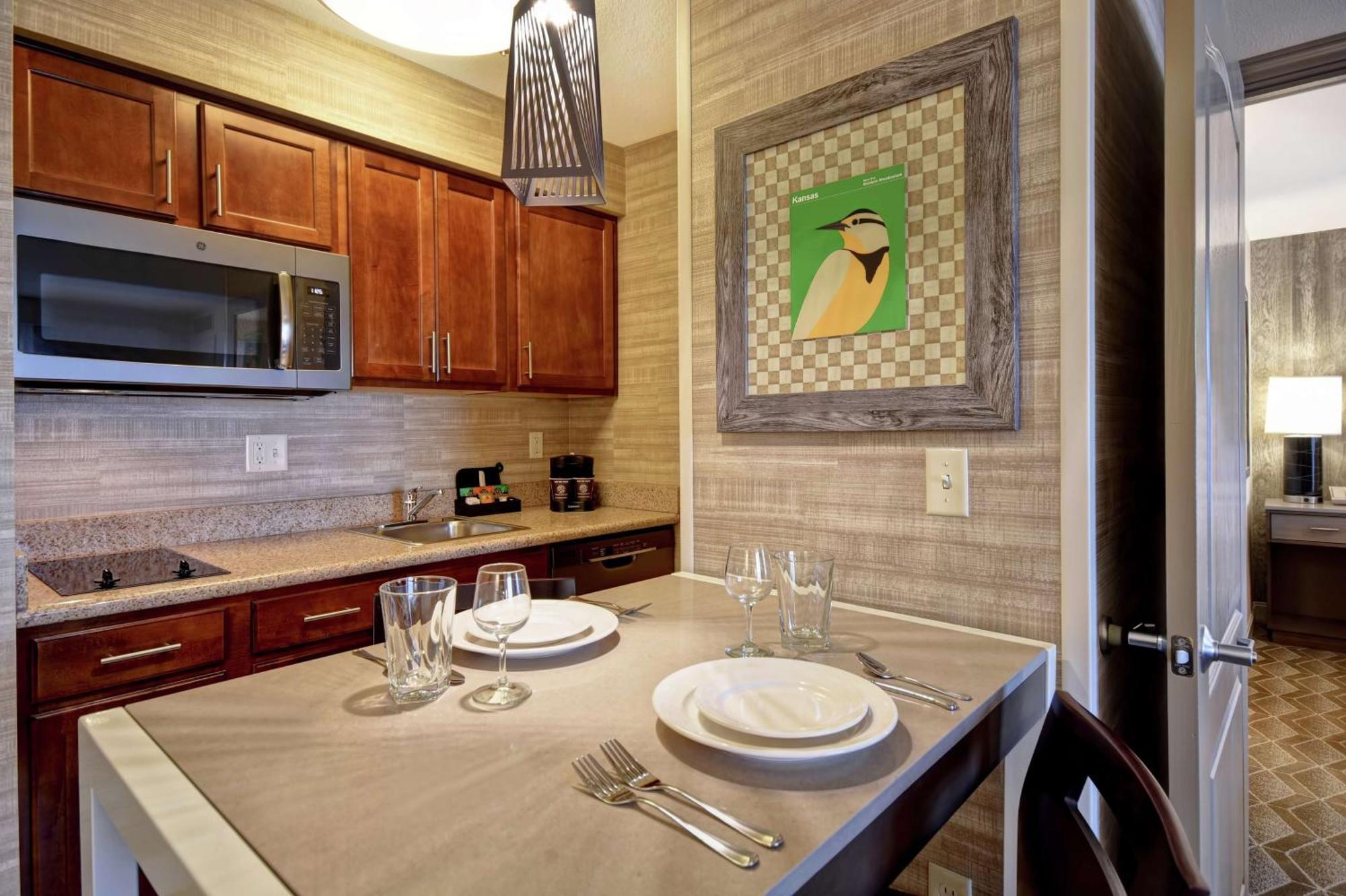 Homewood Suites By Hilton At The Waterfront Wichita Bagian luar foto
