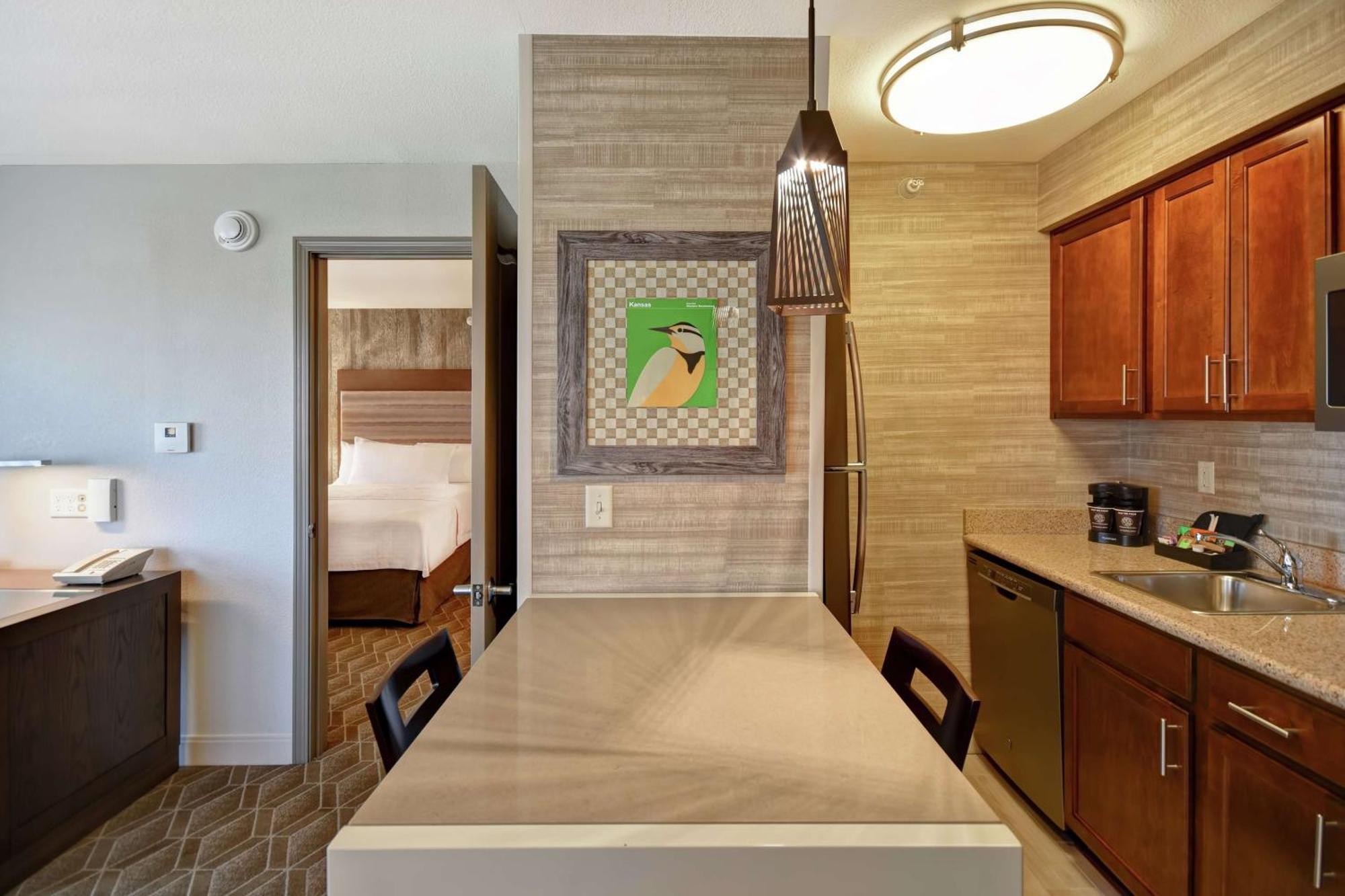 Homewood Suites By Hilton At The Waterfront Wichita Bagian luar foto