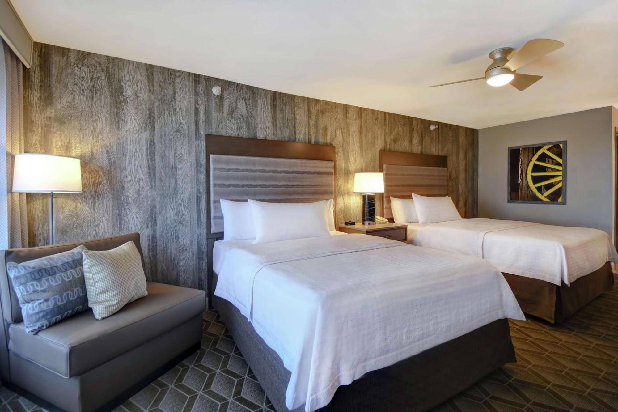 Homewood Suites By Hilton At The Waterfront Wichita Bagian luar foto