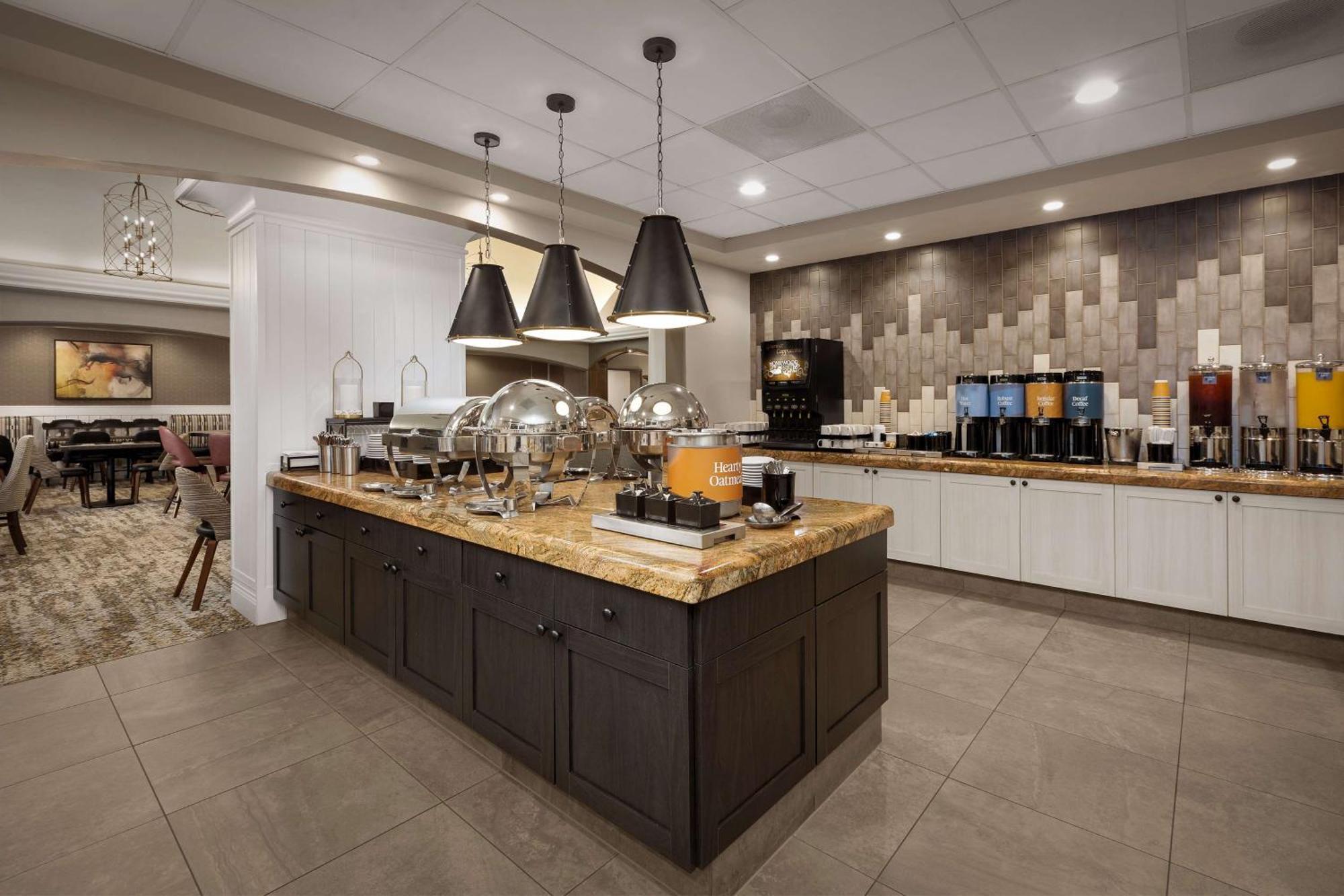 Homewood Suites By Hilton At The Waterfront Wichita Bagian luar foto